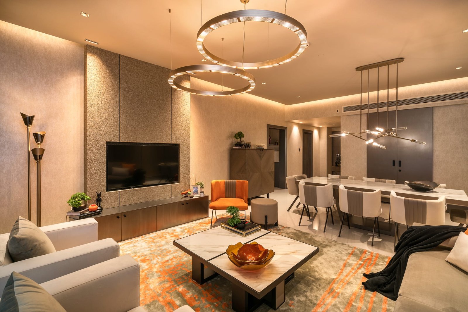 Các Món Đồ Trang Trí Của Clove Casa